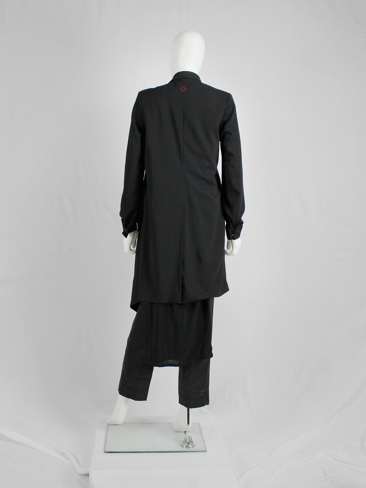 vaniitas vintage A.F. Vandevorst black asymmetric jacket with draped volume (10)