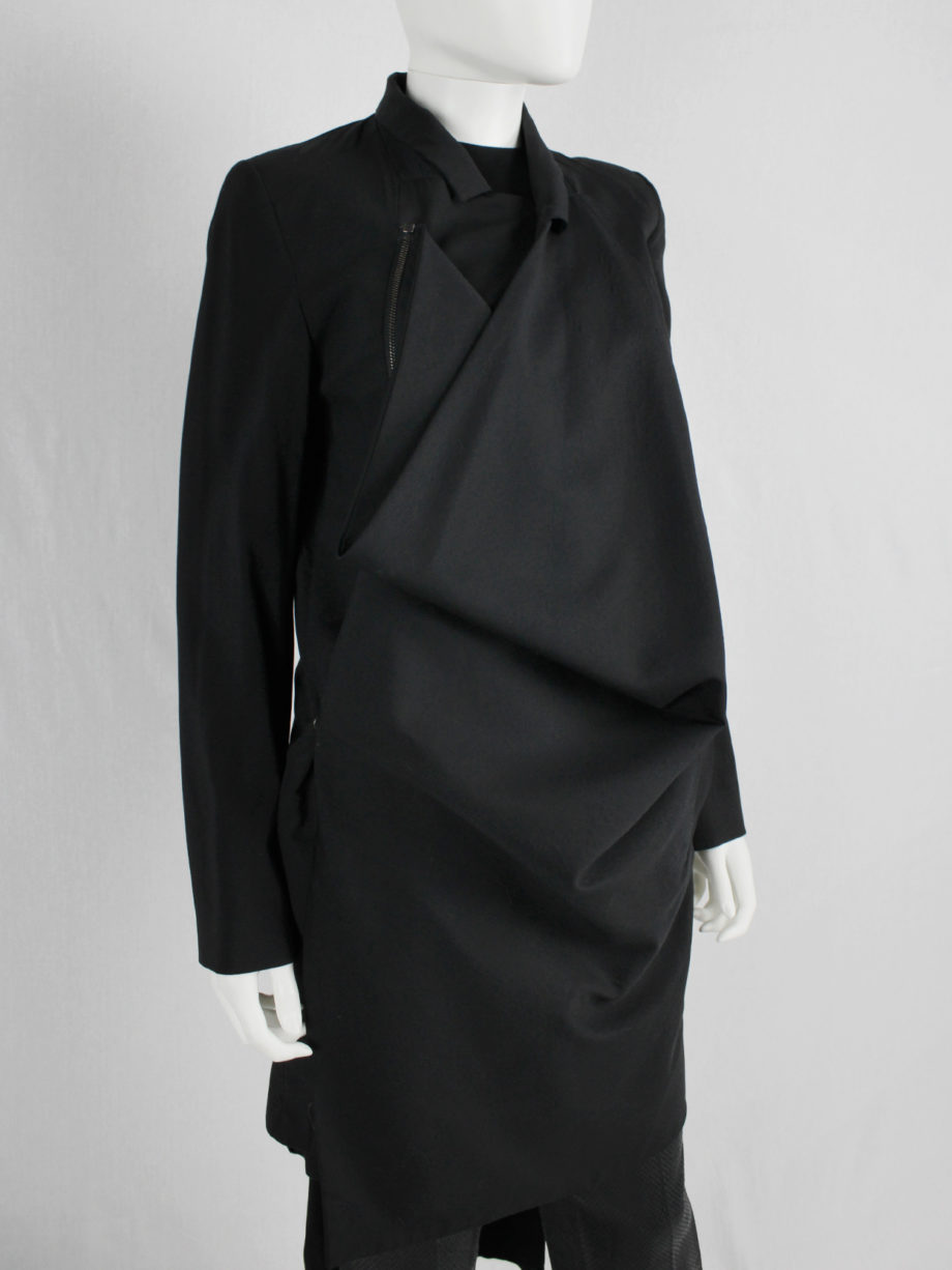 vaniitas vintage A.F. Vandevorst black asymmetric jacket with draped volume (7)