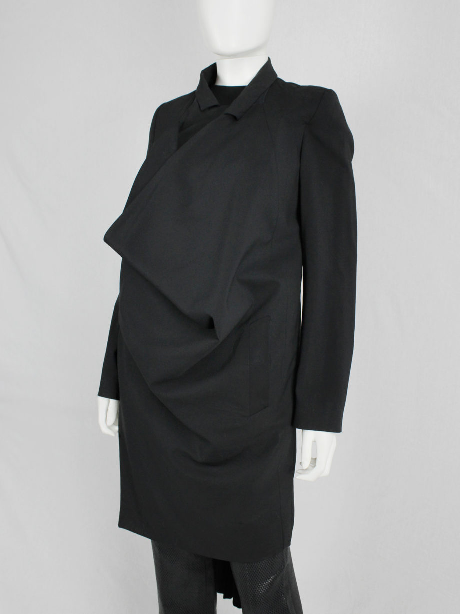 vaniitas vintage A.F. Vandevorst black asymmetric jacket with draped volume (9)
