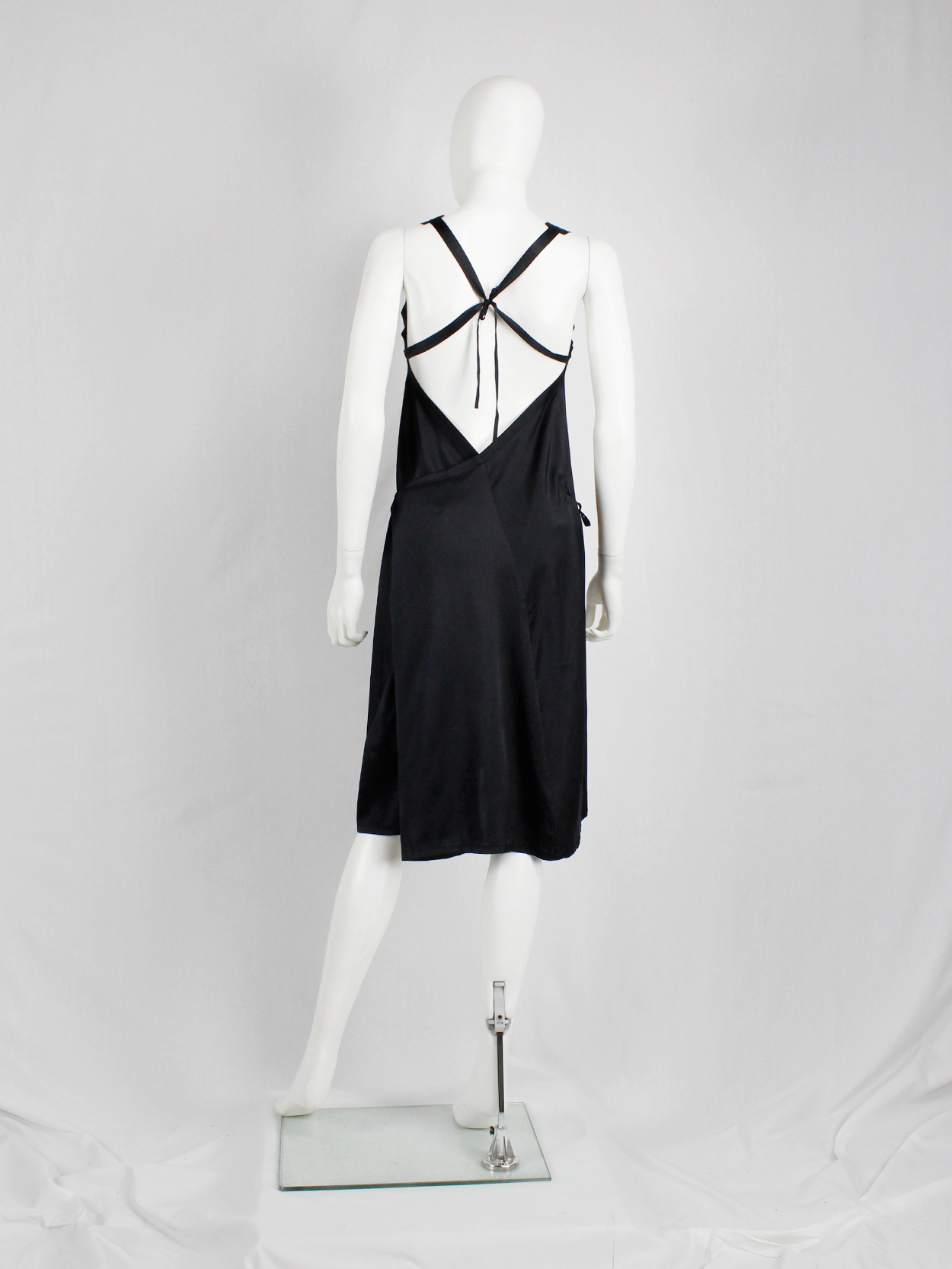 Ann Demeulemeester black dress with open back and tied straps spring 2003 (4)