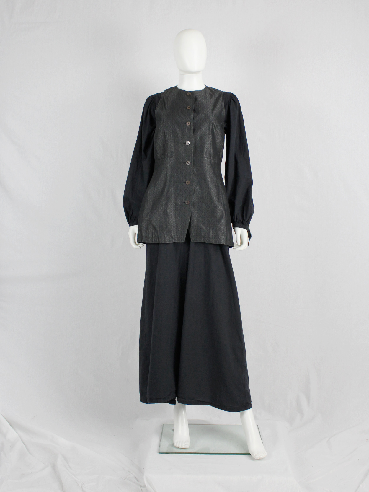 vaniita Dries Van Noten long brocade waistcoat in silver and black 1980s 80s (7)