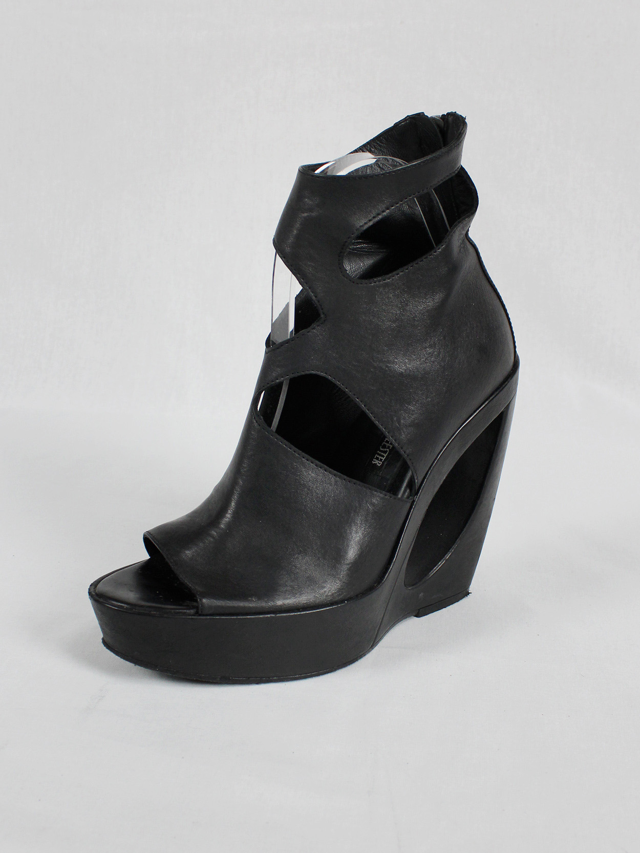 vaniitas Ann Demeulemeester black boots with cut-out curved heel fall 2013 (20)