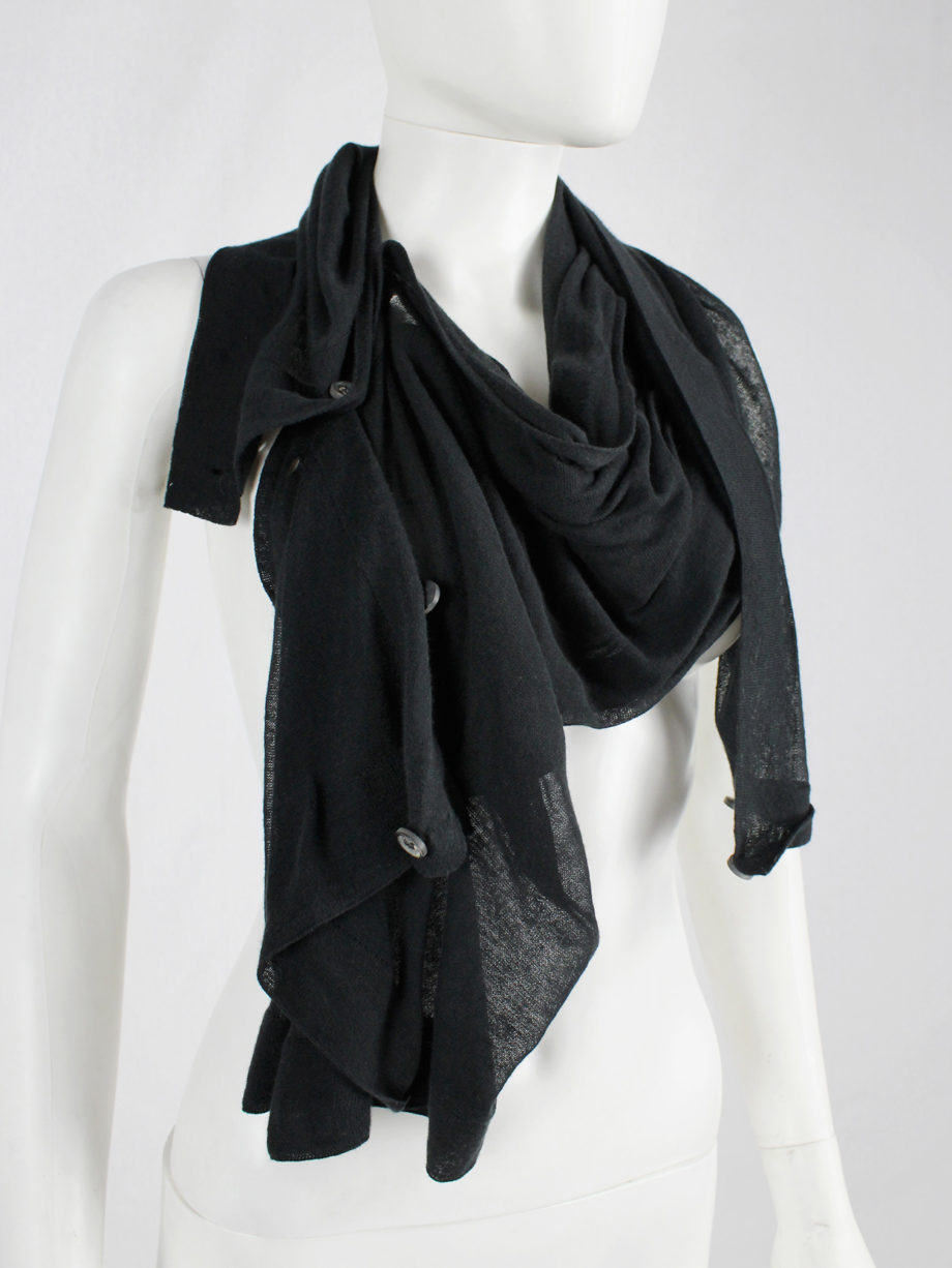 vaniitas Ann Demeulemeester black convertible scarf with buttons (10)