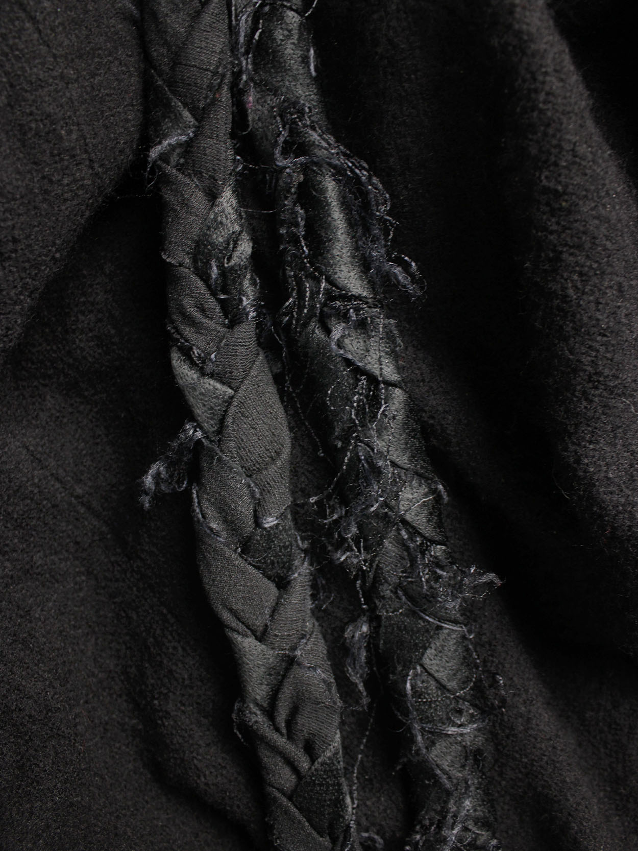 vaniitas Ann Demeulemeester black heavily gathered skirt with oversized braid fall 2005 (13)