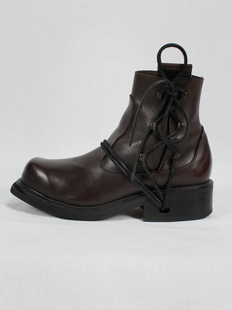 vaniitas Dirk Bikkembergs brown boots with hooks and laces through the soles 44 90s 1990s (12)