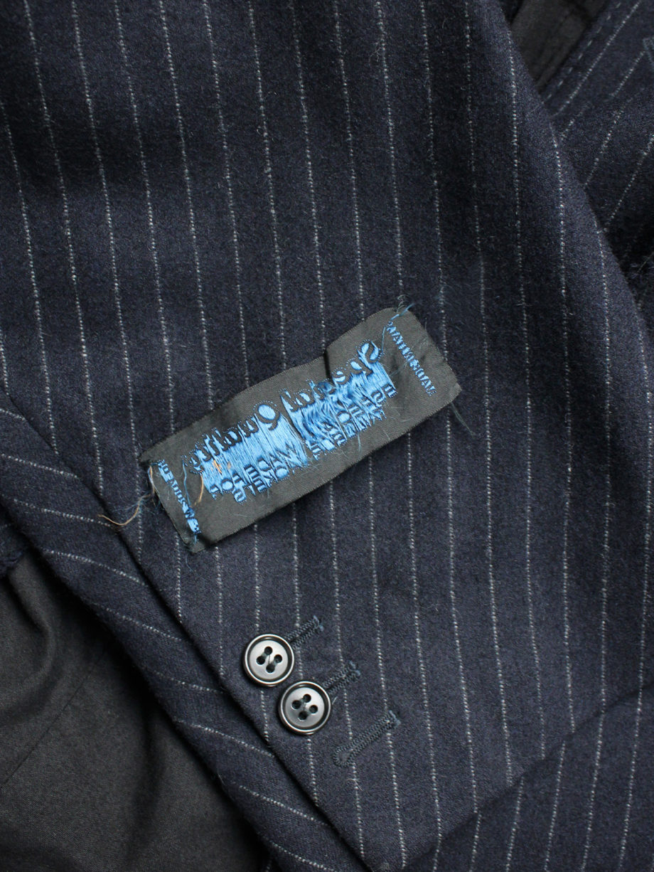 vaniitas Maison Martin Margiela pinstripe blazer with detached lapel and exclusive fabric tags fall 2004 (17)