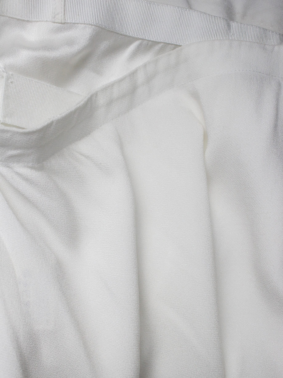 vaniitas Maison Martin Margiela white skirt worn on the front of the body spring 2004 (10)