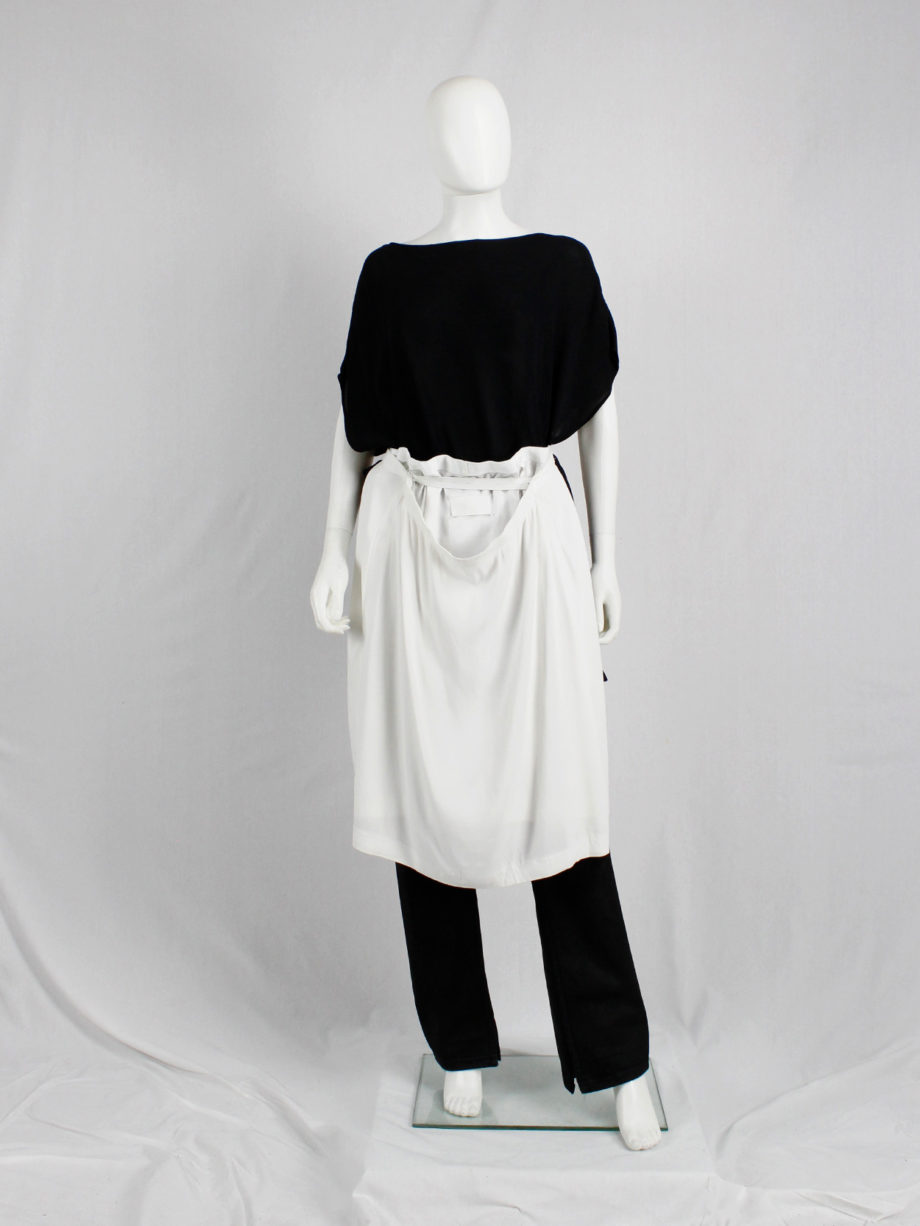vaniitas Maison Martin Margiela white skirt worn on the front of the body spring 2004 (4)