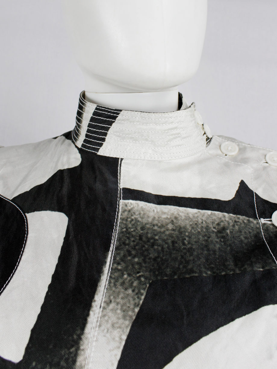 Ann Demeulemeester black and white fencing jacket with side button closure runway spring 2011 (12)