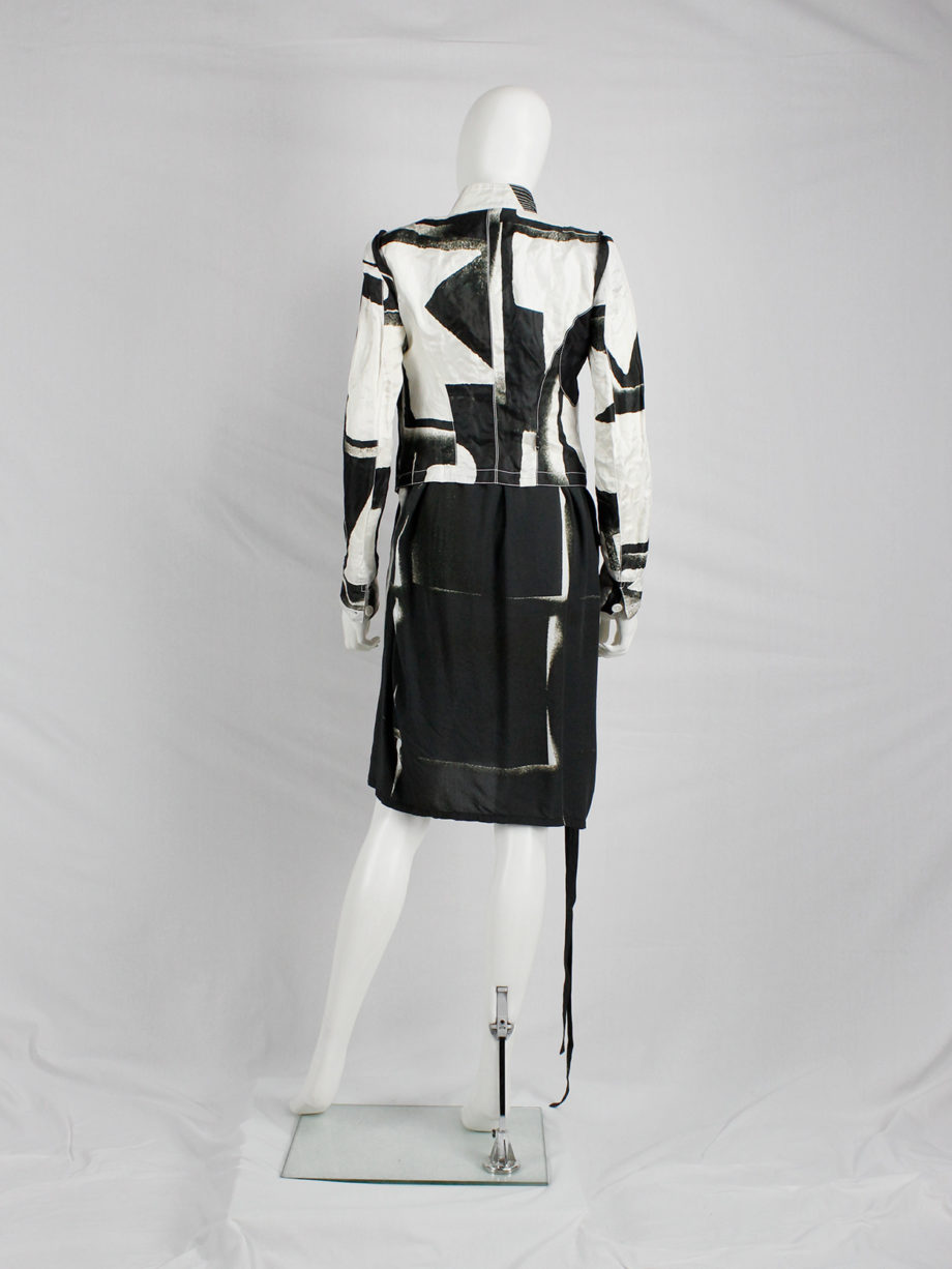 Ann Demeulemeester black and white fencing jacket with side button closure runway spring 2011 (16)