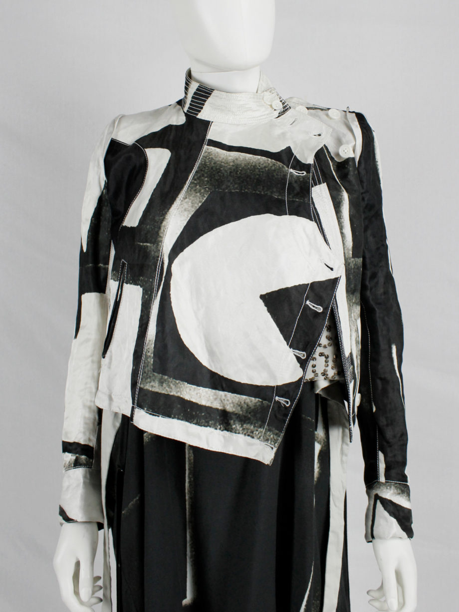 Ann Demeulemeester black and white fencing jacket with side button closure runway spring 2011 (4)