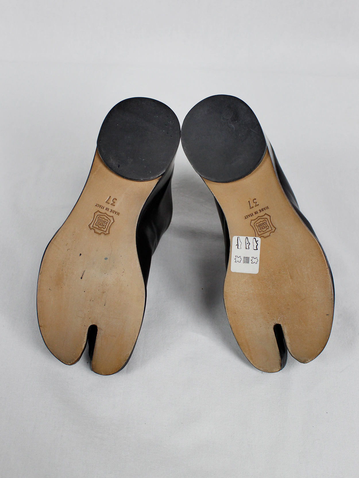 Maison Martin Margiela black tabi slippers with wedge heel (37 ...