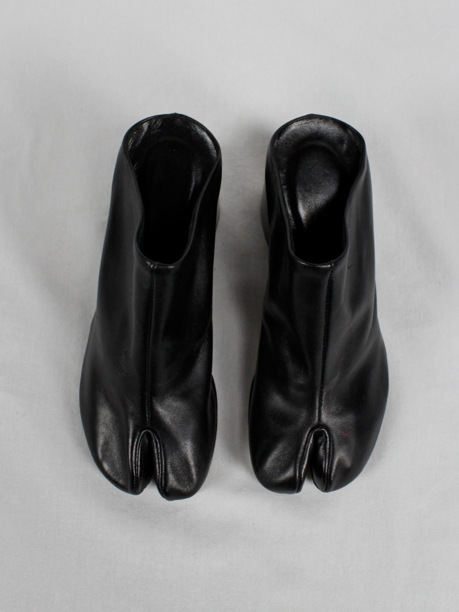 Maison Martin Margiela black tabi slippers with wedge heel spring 2002 (4)
