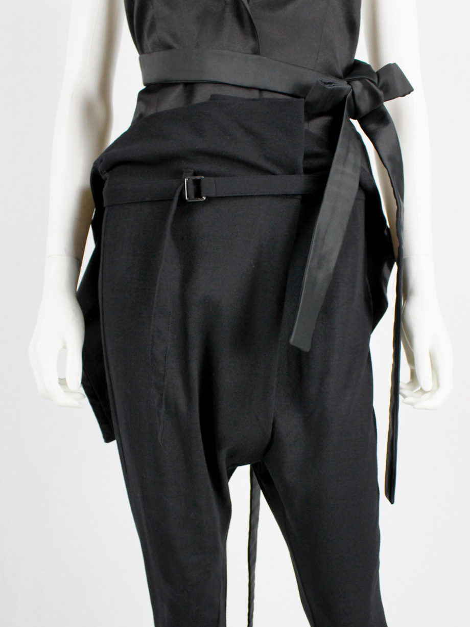 vaniitas Ann Demeulemeester black harem trousers with blet strap and front pleat (5)