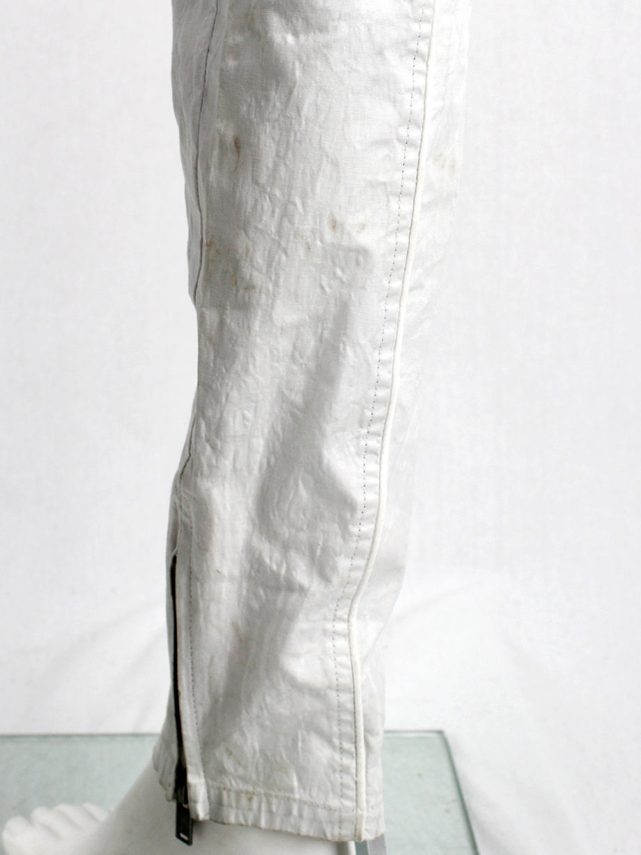 A.F. Vandevorst white motorcycle trousers made of ‘wrinkled paper’ — spring 2016 (5)