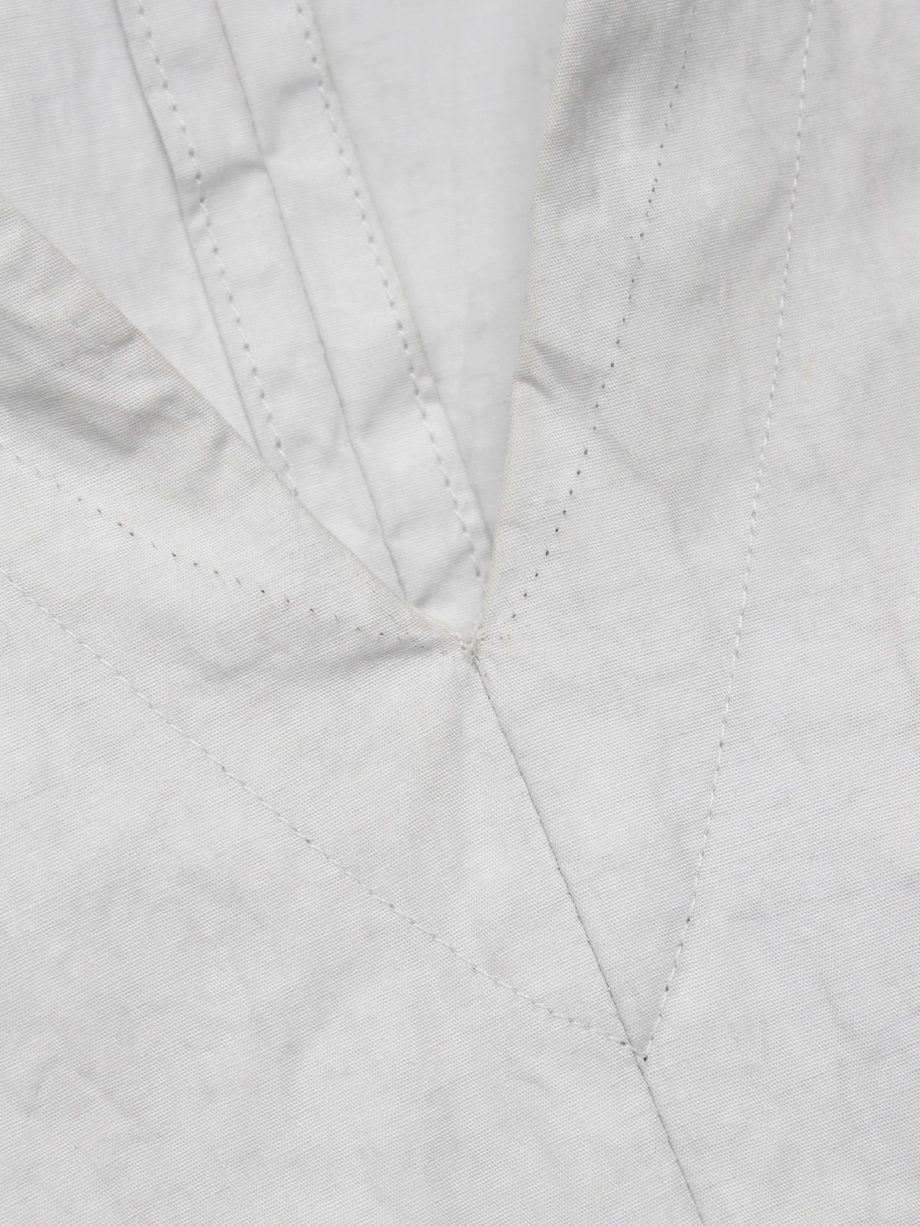 AF Vandevorst white structured top made of wrinkled paper spring 2016 (2)