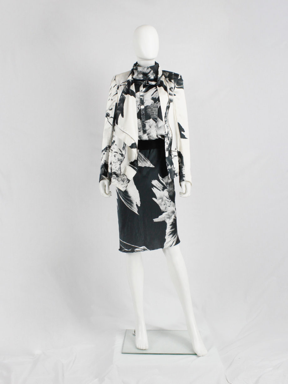 Ann Demeulemeester white asymmetric bird print jacket with inner belt strap spring 2010 (16)