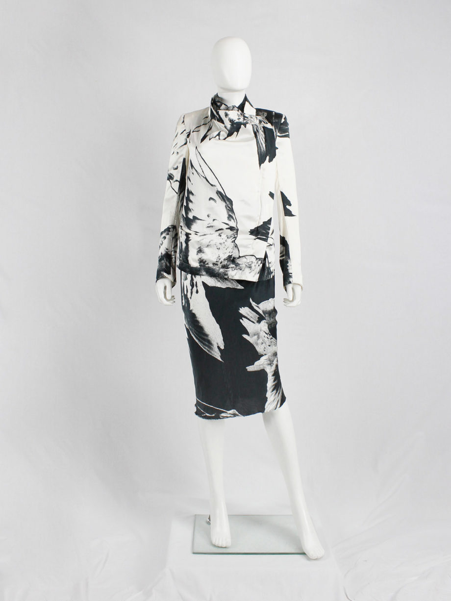 Ann Demeulemeester white asymmetric bird print jacket with inner belt strap spring 2010 (18)