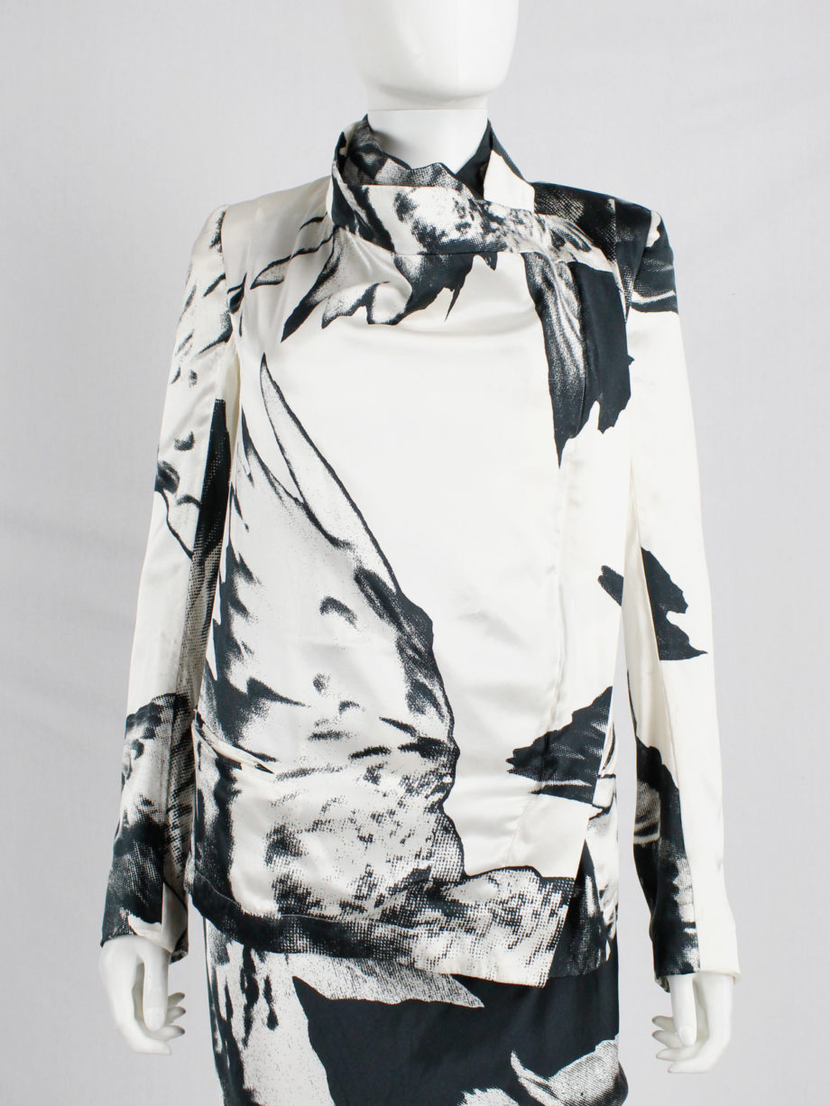 Ann Demeulemeester white asymmetric bird print jacket with inner belt strap spring 2010 (19)