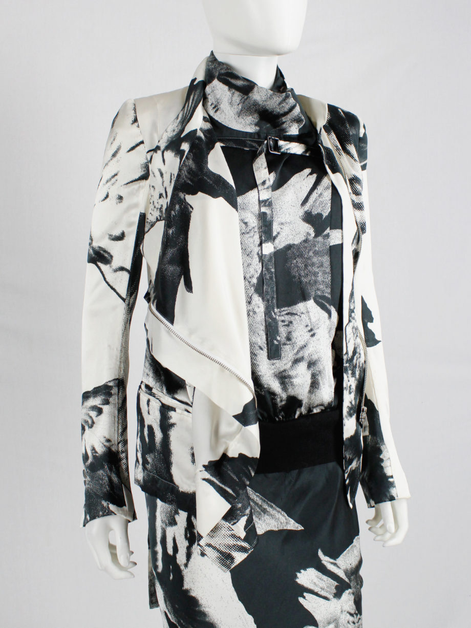 Ann Demeulemeester white asymmetric bird print jacket with inner belt strap spring 2010 (25)