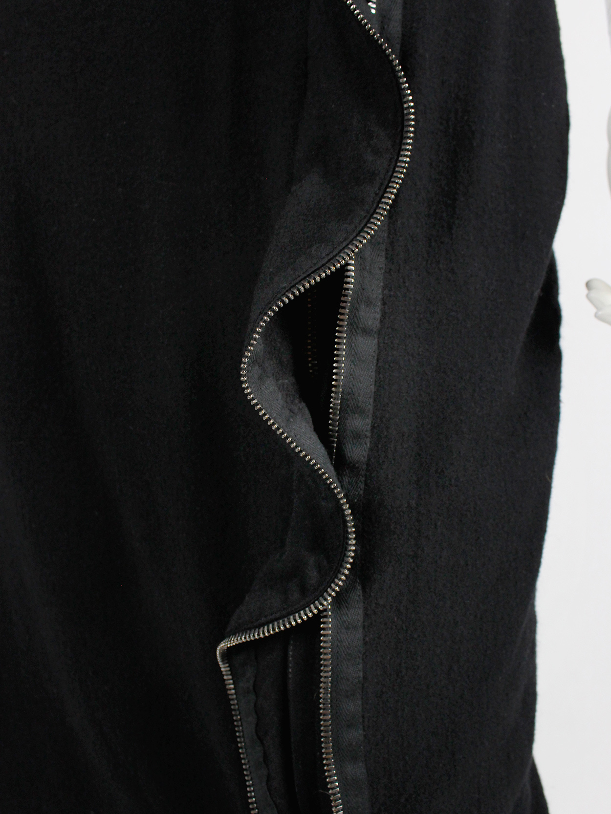 Haider Ackermann black pencil skirt with two zipper waves runway fall 2012 (8)