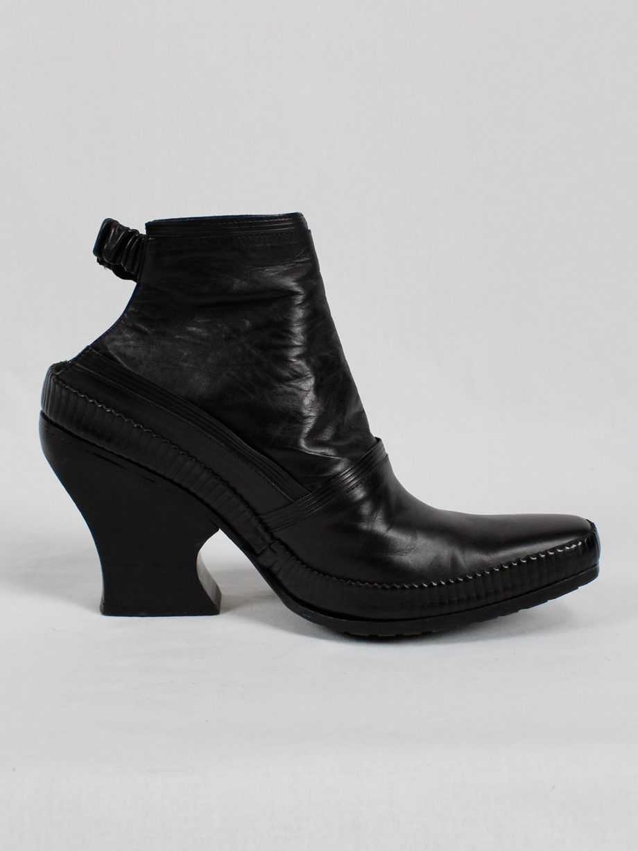 archive Lieve Van Gorp black cowboy ankle boots with curved heel 90s 1990s (17)