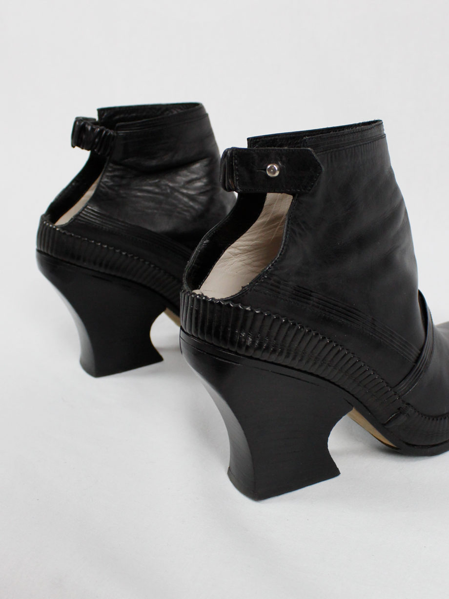 archive Lieve Van Gorp black cowboy ankle boots with curved heel 90s 1990s (8)