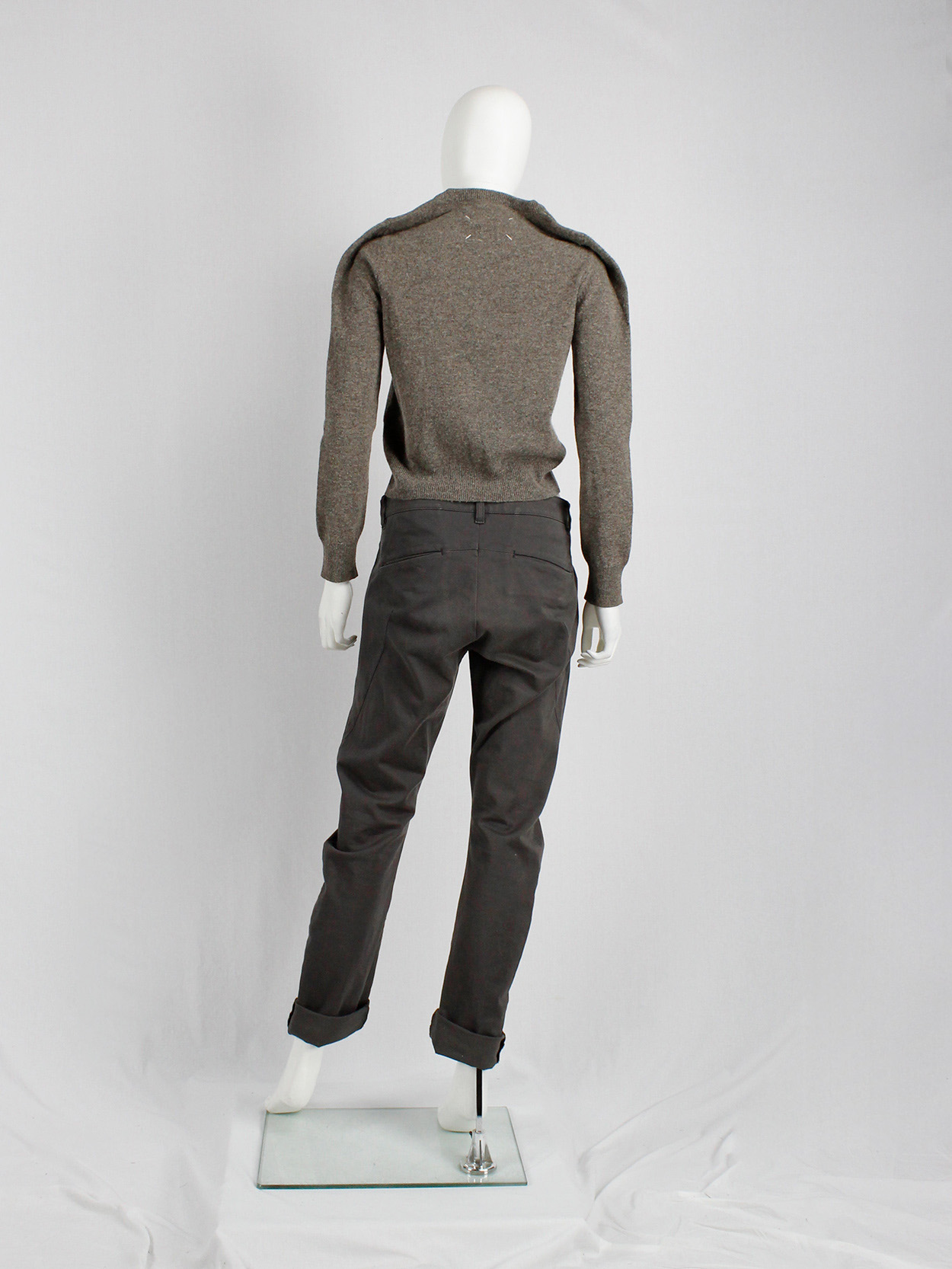 archive Margiela brown jumper with round shoulder tuck fall 1997 (8)