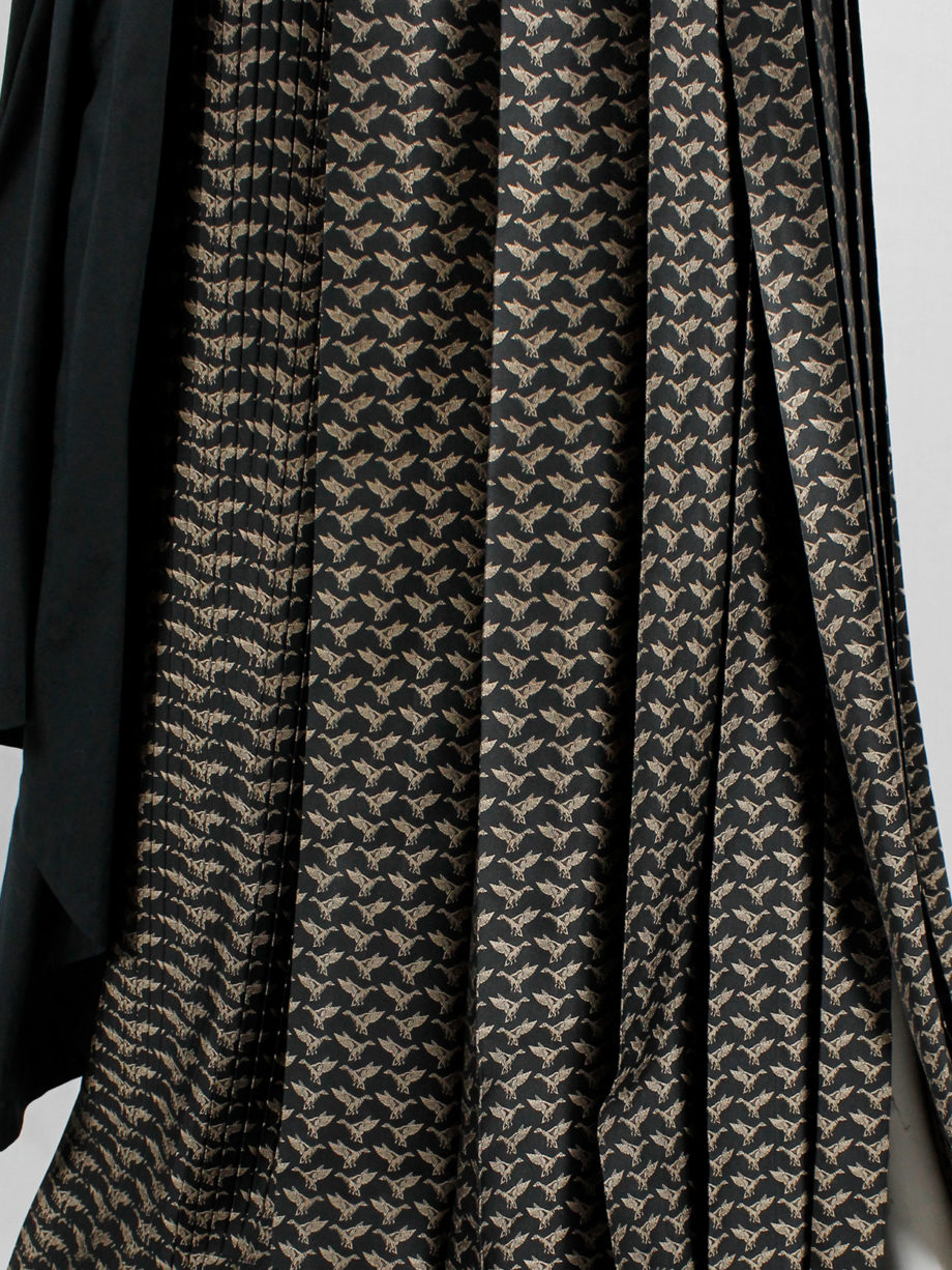 vintage Vandevorst black and gold skirt made of multiple pleated panels fall 2016 (10)