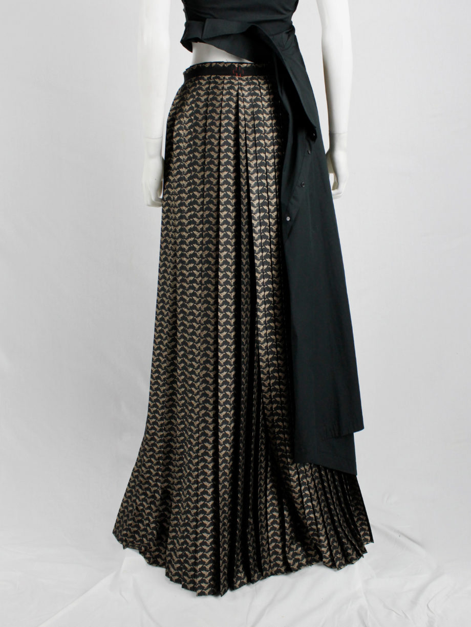 vintage Vandevorst black and gold skirt made of multiple pleated panels fall 2016 (16)