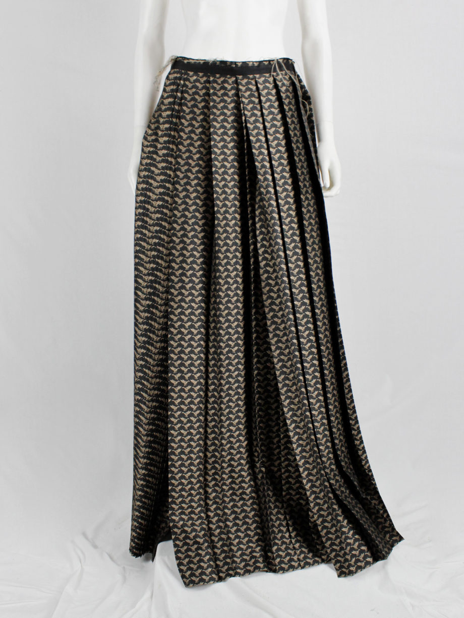 vintage Vandevorst black and gold skirt made of multiple pleated panels fall 2016 (17)