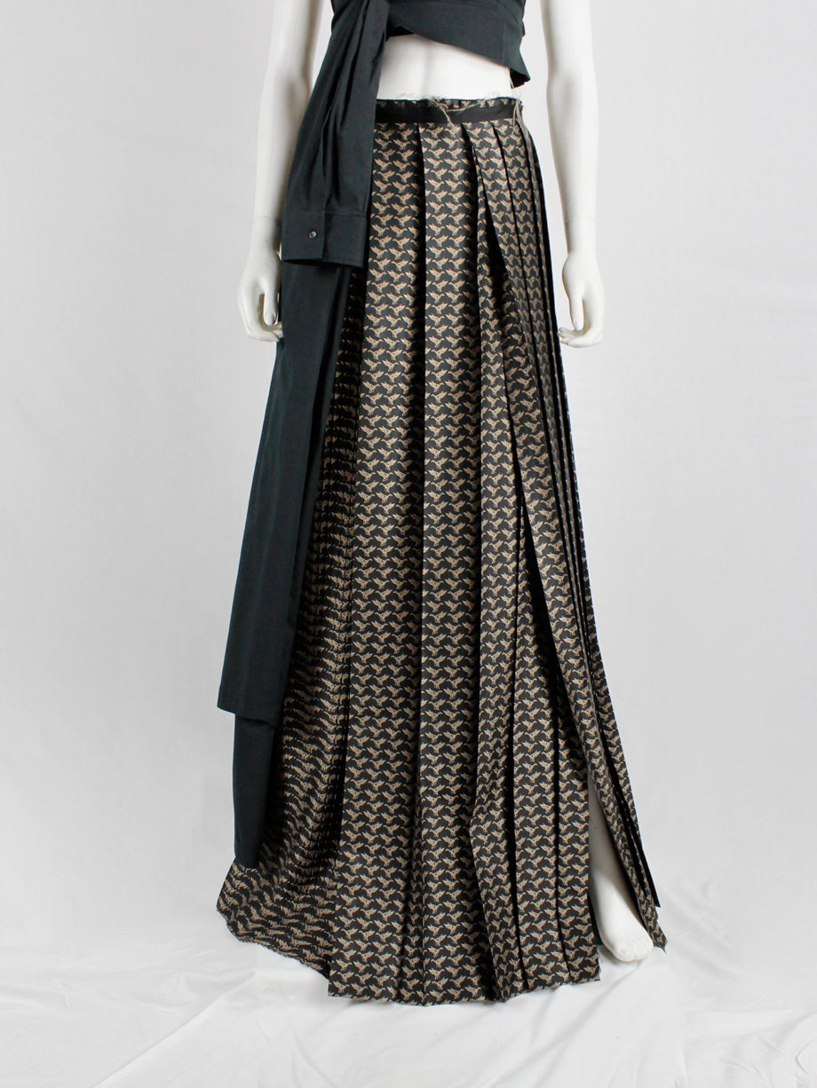 vintage Vandevorst black and gold skirt made of multiple pleated panels fall 2016 (6)