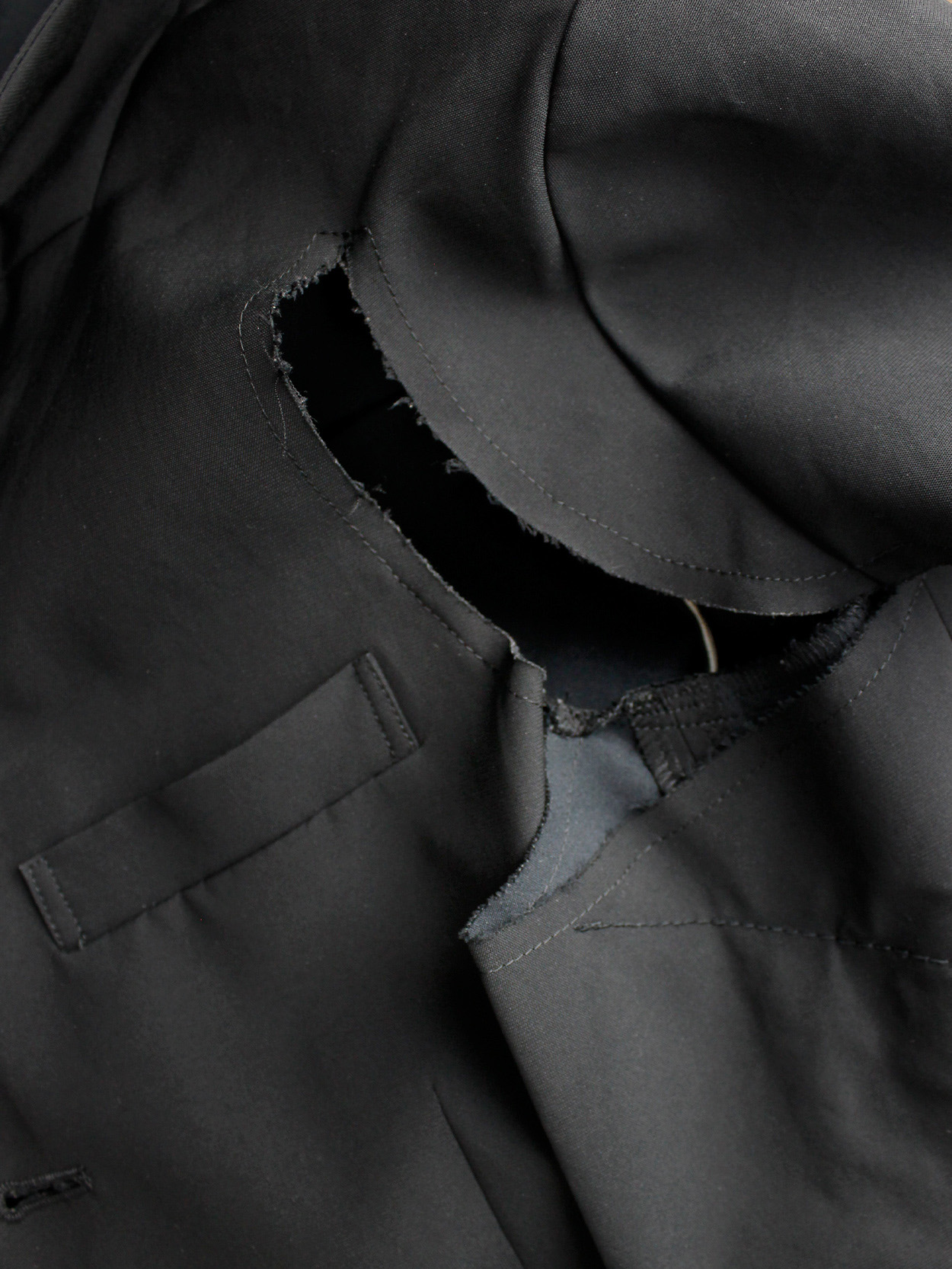 Comme des Garcons black deconstructed jacket with cut off sleeves sewn on the sides spring 2012 (8)
