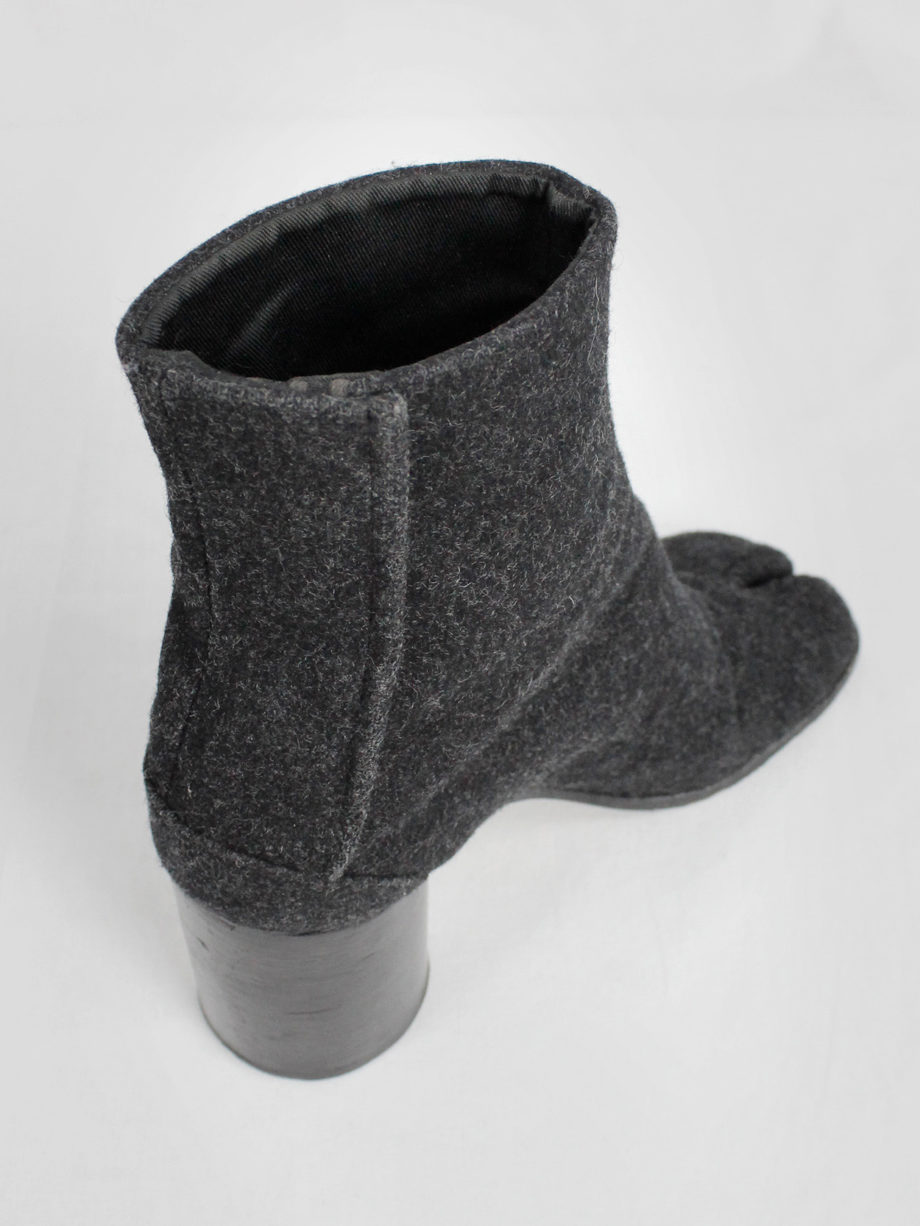 Maison Martin Margiela grey felt tabi boots with cylindrical heel 1990s 90s (1)