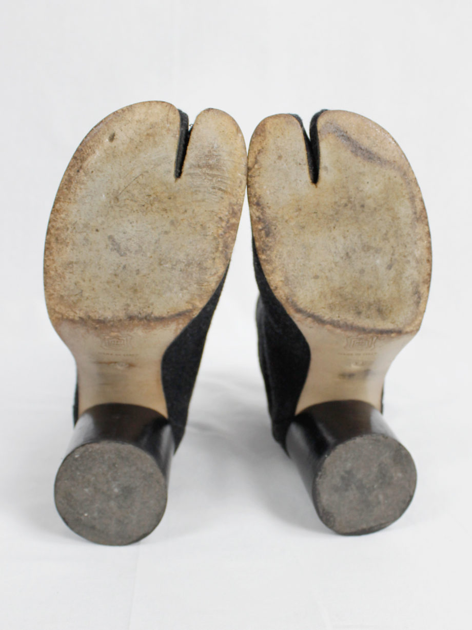 Maison Martin Margiela grey felt tabi boots with cylindrical heel 1990s 90s (19)