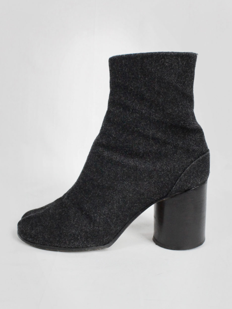 Maison Martin Margiela grey felt tabi boots with cylindrical heel 1990s 90s (2)
