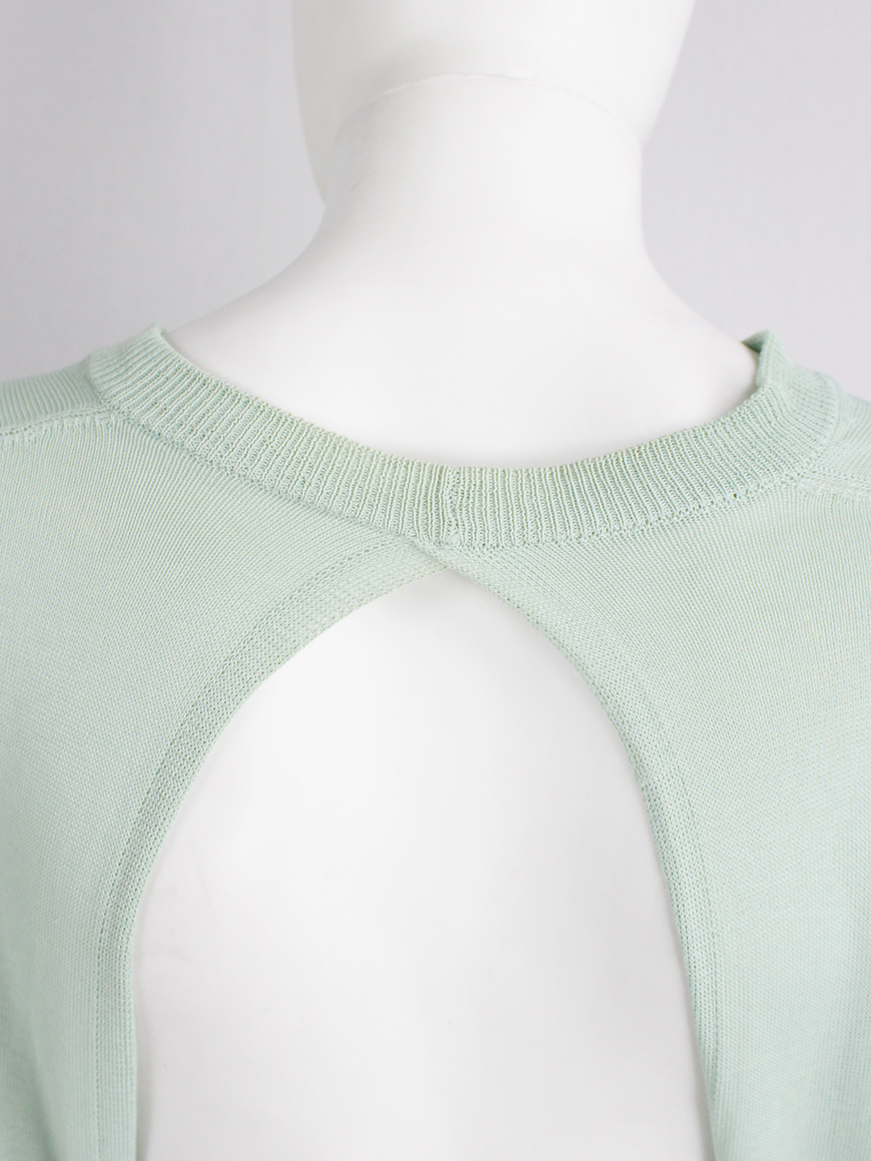 Maison Martin Margiela mint green backless top draped on the front of the body spring 2004 (14)
