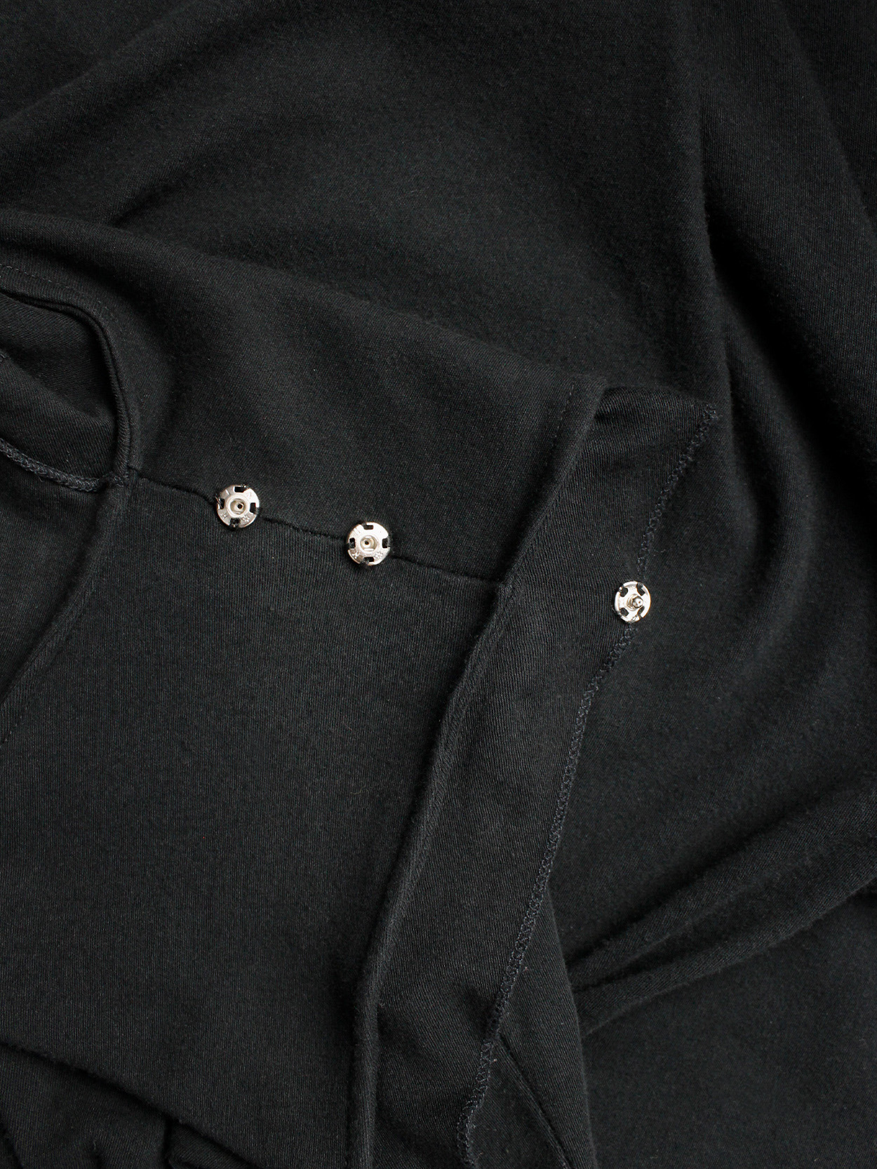 Maison Martin Margiela reproduction of a 1993 black dress with shoulder snap buttons (4)