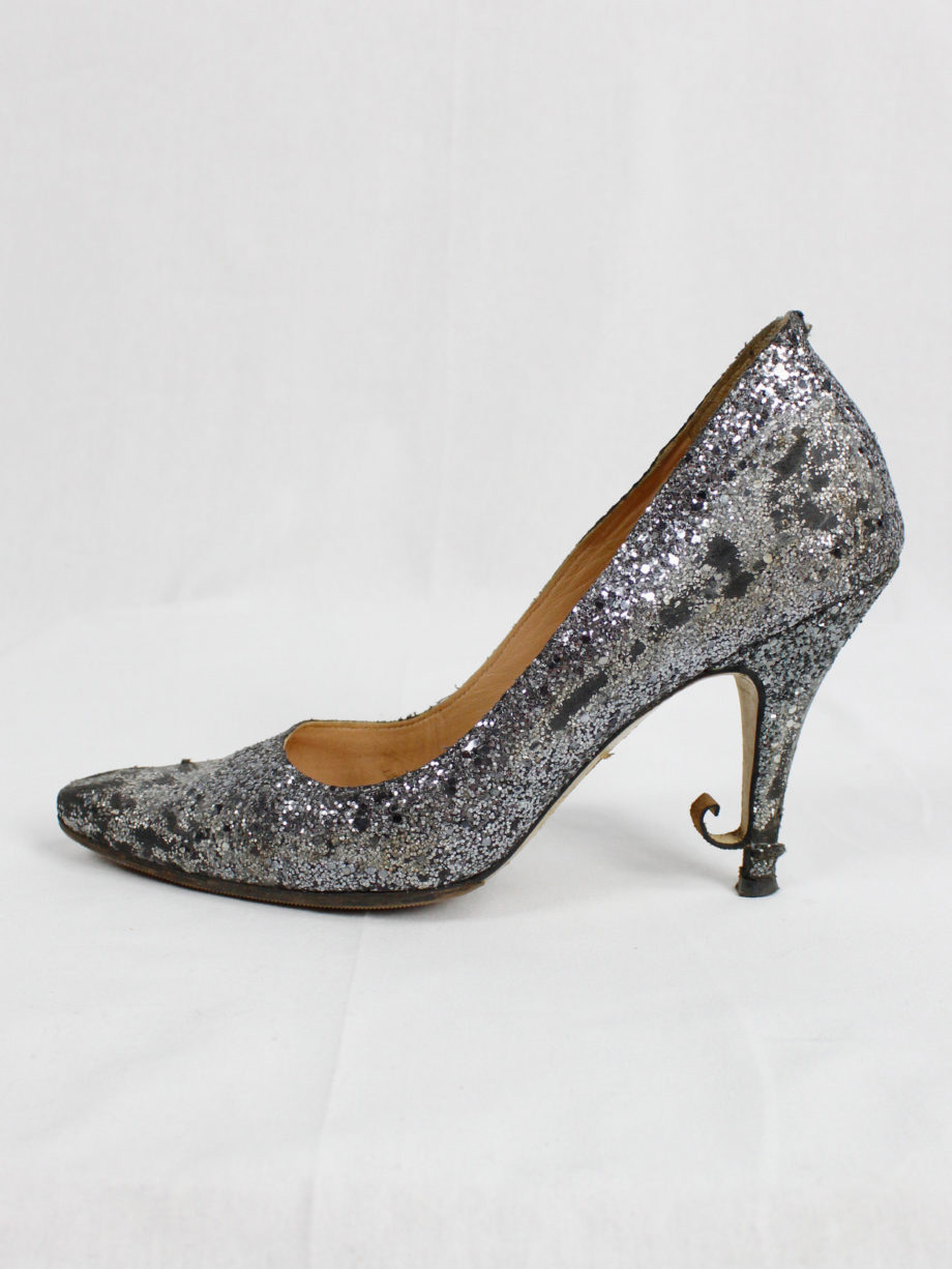 Maison Martin Margiela silver glitter afterparty pumps with destroyed look (57) — spring 2005
