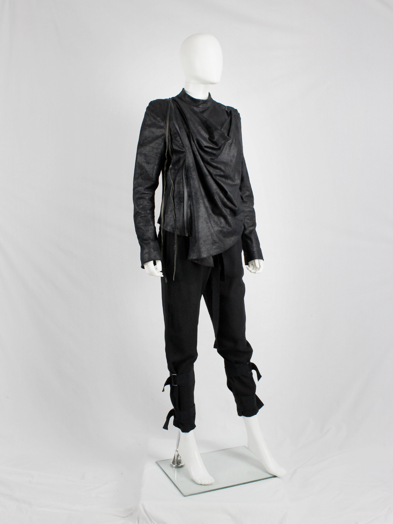 af Vandevorst black fencing jacket with front cowl drape fall 2010 (10)
