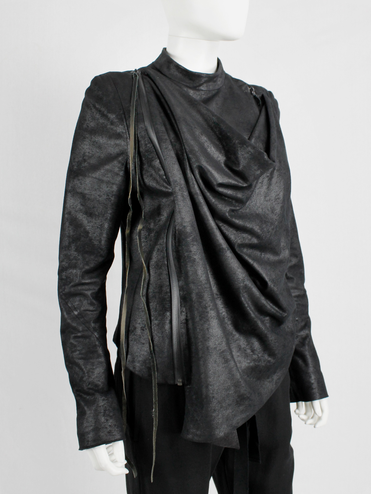 af Vandevorst black fencing jacket with front cowl drape fall 2010 (11)