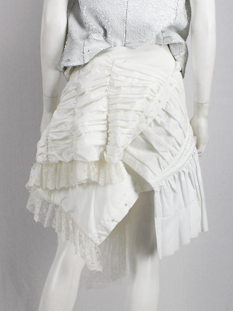af Vandevorst white deconstructed skirt with boning and lace made of a wedding dress spring 2017 (1)