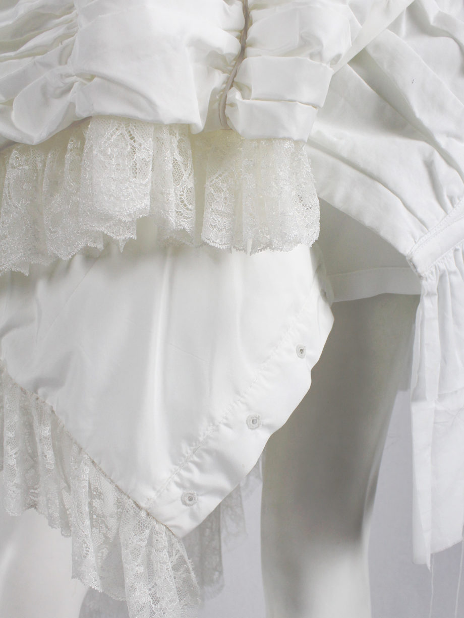 af Vandevorst white deconstructed skirt with boning and lace made of a wedding dress spring 2017 (2)