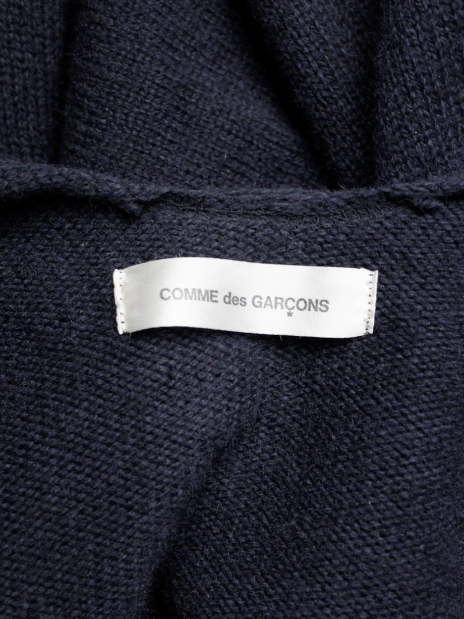 Comme des Garçons dark blue knit bolero with tied knot front closure fall 2003 (15)