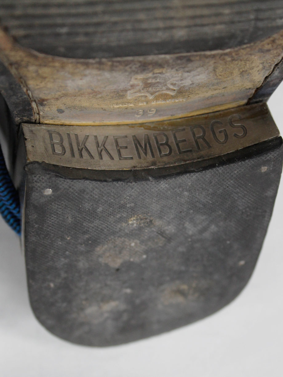 Dirk Bikkembergs black mountaineering boots with metal heel and blue elastic fall 1996 (28)