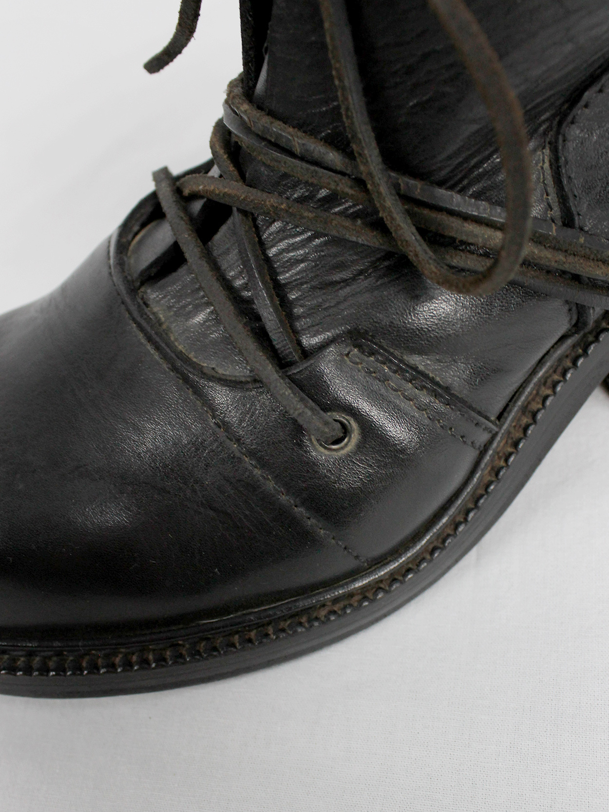 Dirk Bikkembergs black tall boots with laces through the metal heel late 90’s (2)