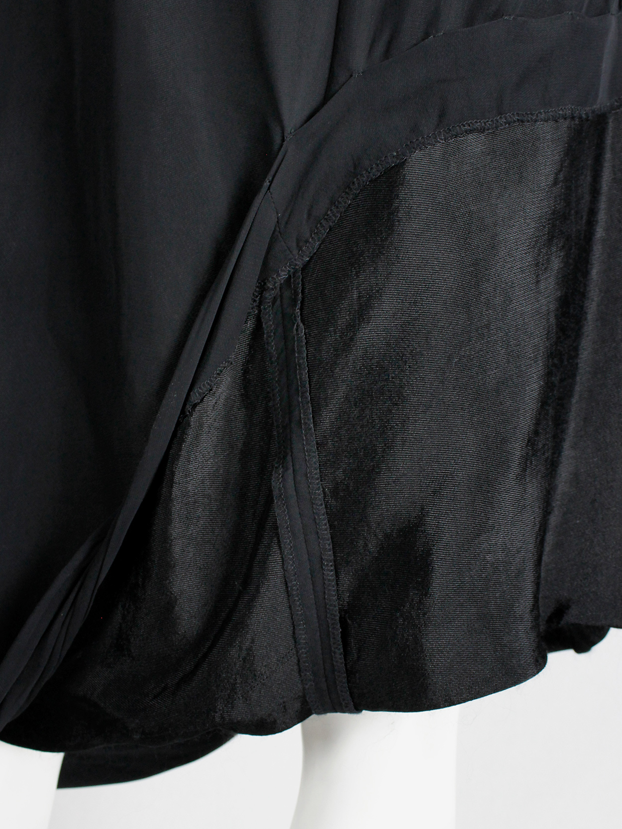 Maison Martin Margiela black partly lifted skirt with exposed lining spring 2003 (1)