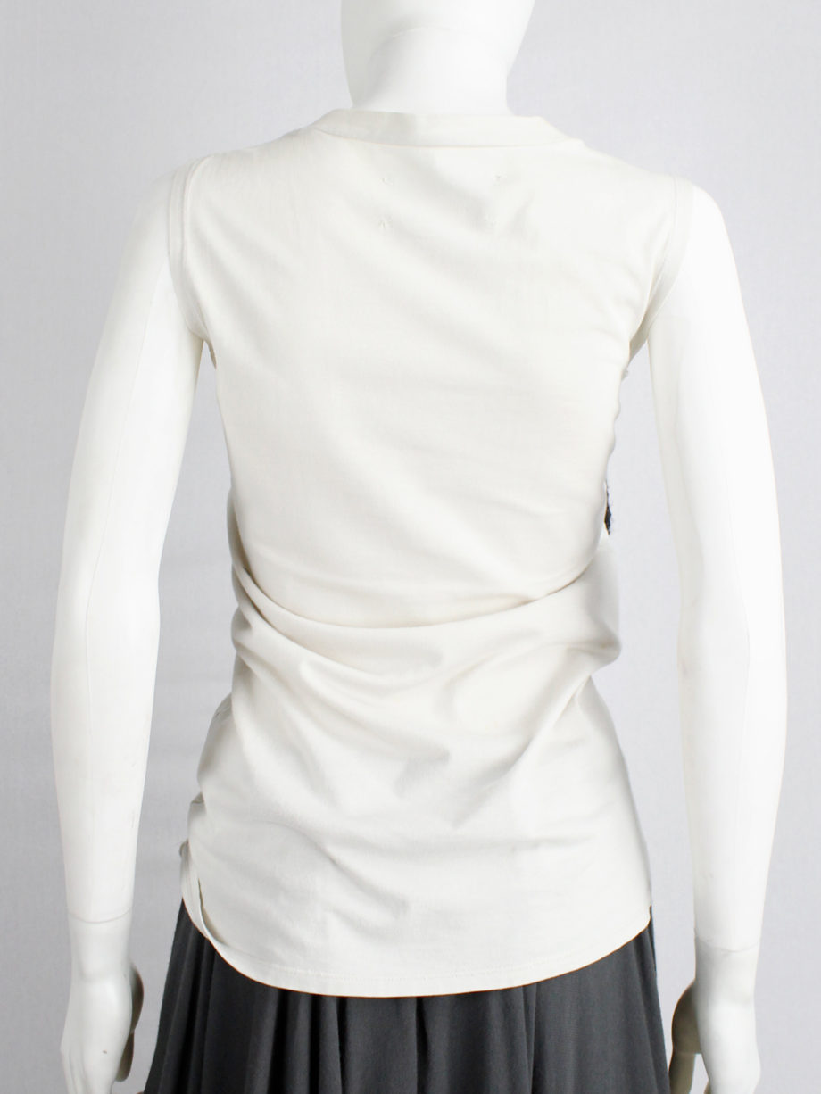 Maison Martin Margiela white sleeveless top with large grey felt circle spring 2001 (10)