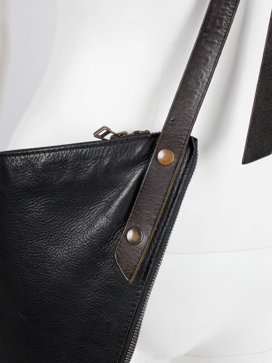 Nico Uytterhaegen black leather cross-body saddle bag (14)