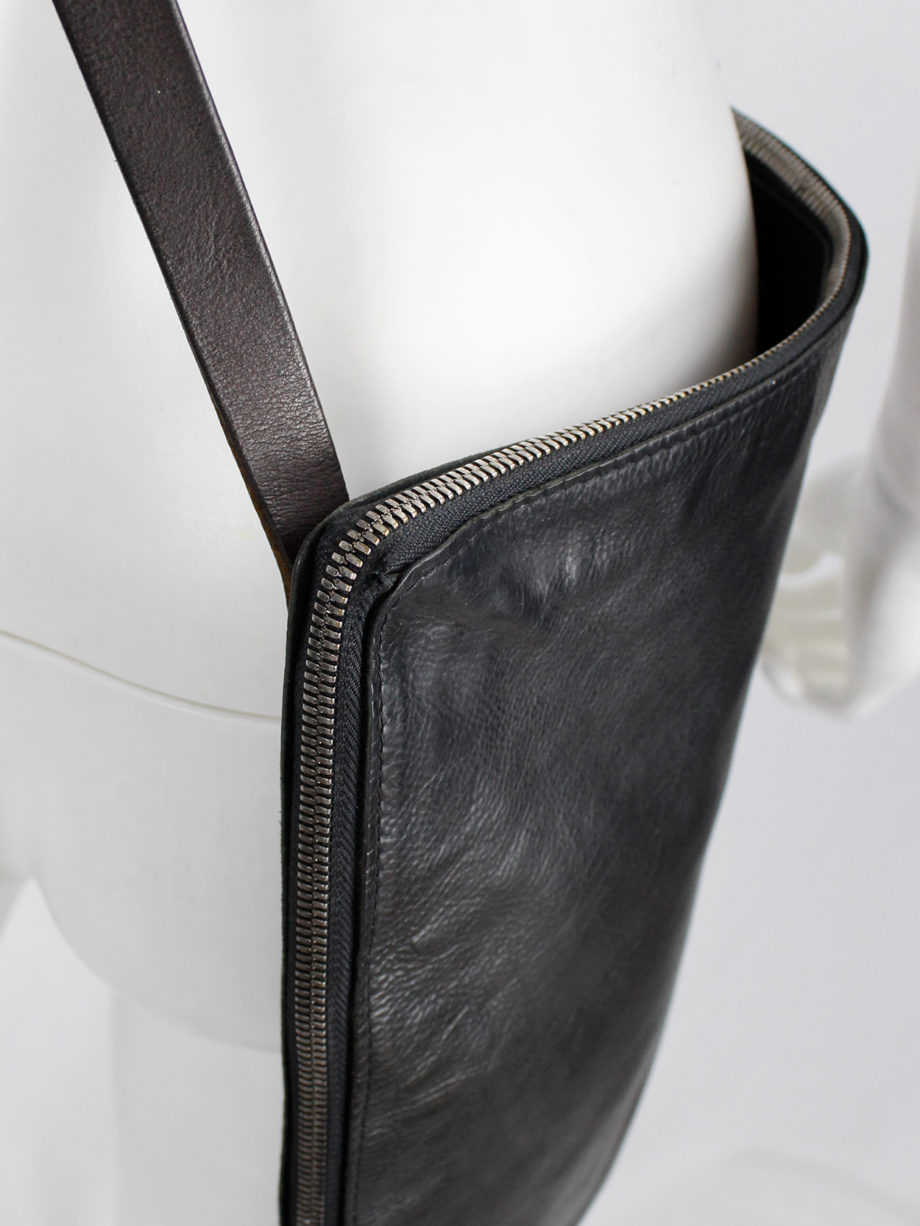 Nico Uytterhaegen black leather cross-body saddle bag (17)